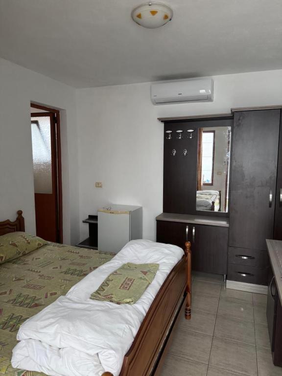 Vila Cano Boutique Durrës Eksteriør bilde